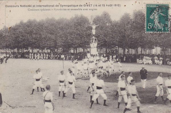CONCOURS DE GYMNASTIQUE EN 1910