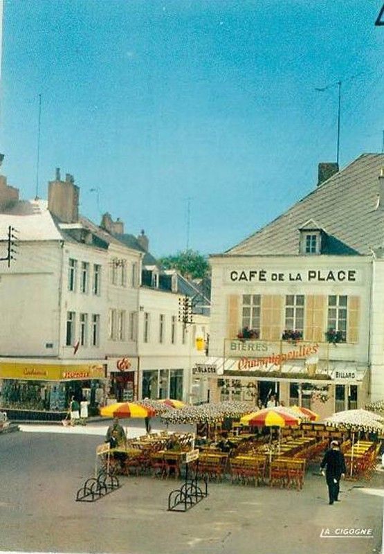 TERRASSE DU CAFE DE LA PLACE