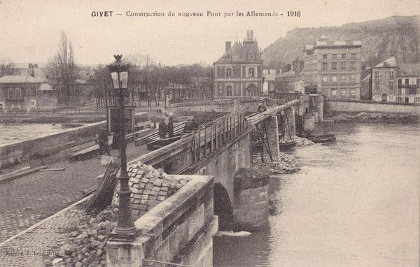 CONSTRUCTION DU NOUVEAU PONT EN 1916